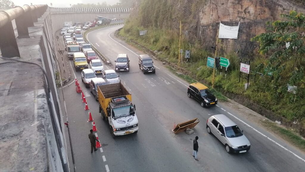 Sdang ka jingmaramot ia ka jingkieng damsite : Yn shimpor kumba 4 bnai eiei, ong ka kompani ITC