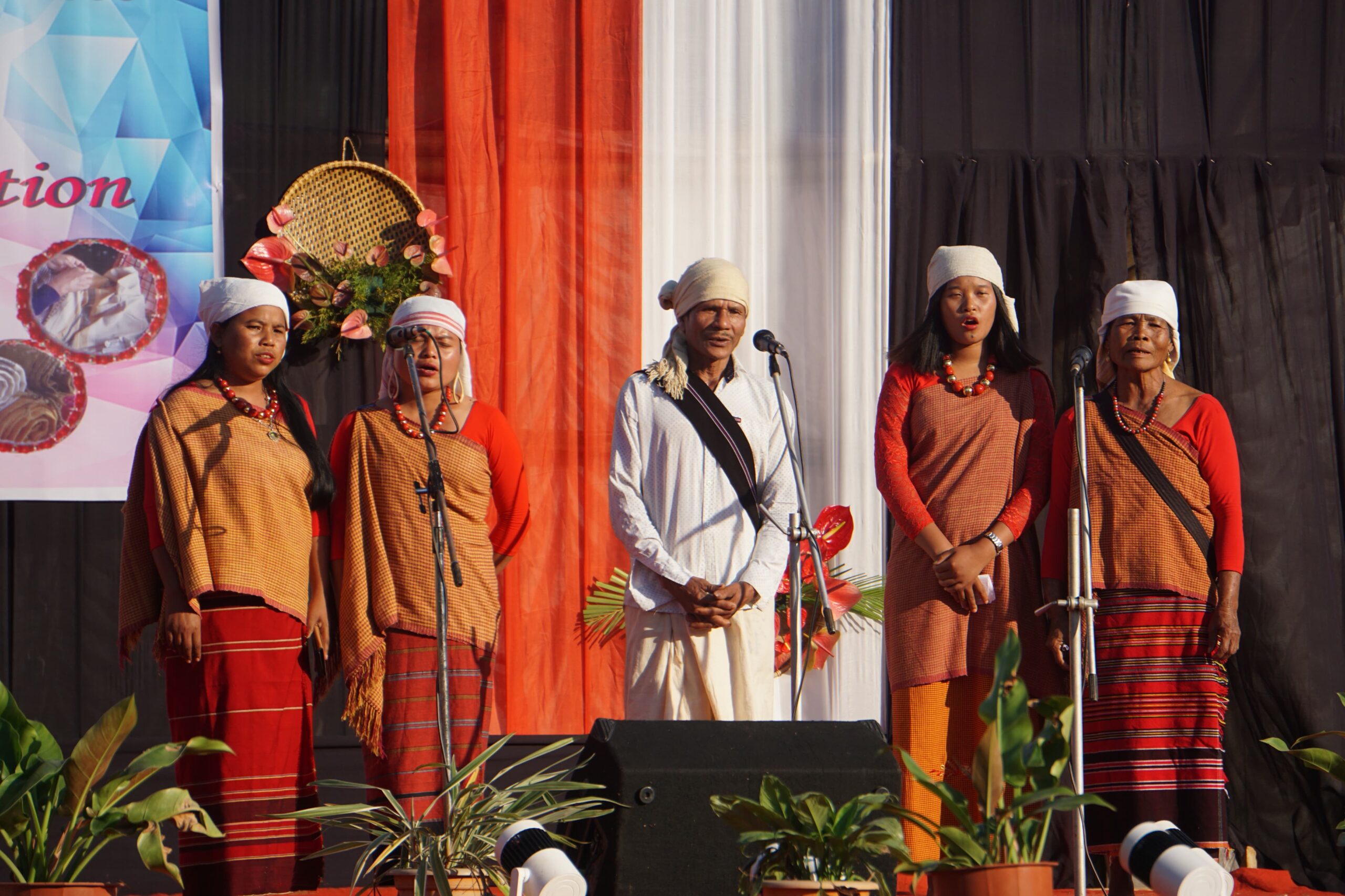 Iphuh iphieng ka ‘Ri Kunai La Tynrai Festival’ ban pynriewspah iala ka tynrai ha Raid Nongtluh