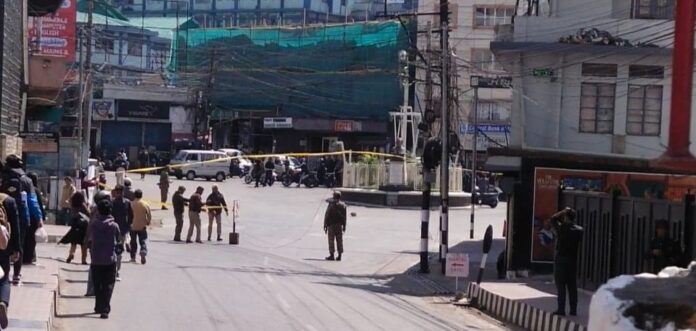 Kerkut ki Pulit ia ka Police Point ha Laitumkhrah ba suba buh bomb