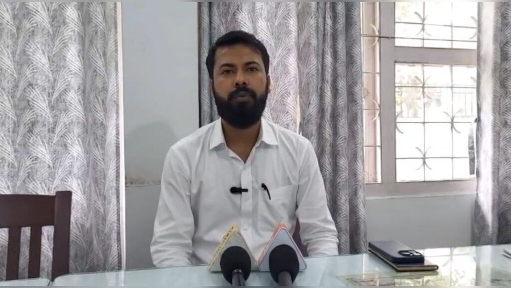 Ka All Assam Students’ Union (AASU) ka la pynlong ia ki jingiakhih ha ka sngi Thohdieng ha kylleng ki jaka treikam jong ki district bapher bapher, da kaba pyrshah jur ia ka jingbthah ka sorkar Assam ban weng noh ia baroh ki mukotduma kiba iadei bad ka jinglong nongshong shnong pyrshah ia ki Hindu kiba wan buhai shnong beain na Bangladesh.