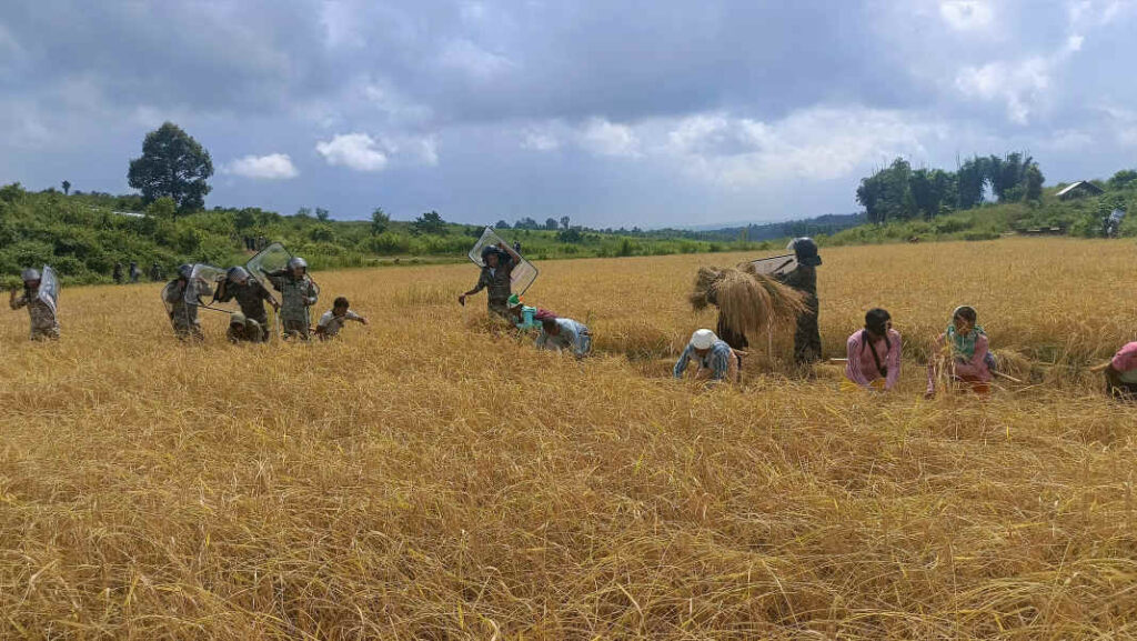 Jingkynad khappud | Iap uwei u Karbi ha ka jingkular bad ki Pnar ha Lapangap | Pynjari korphiw ka Sorkar