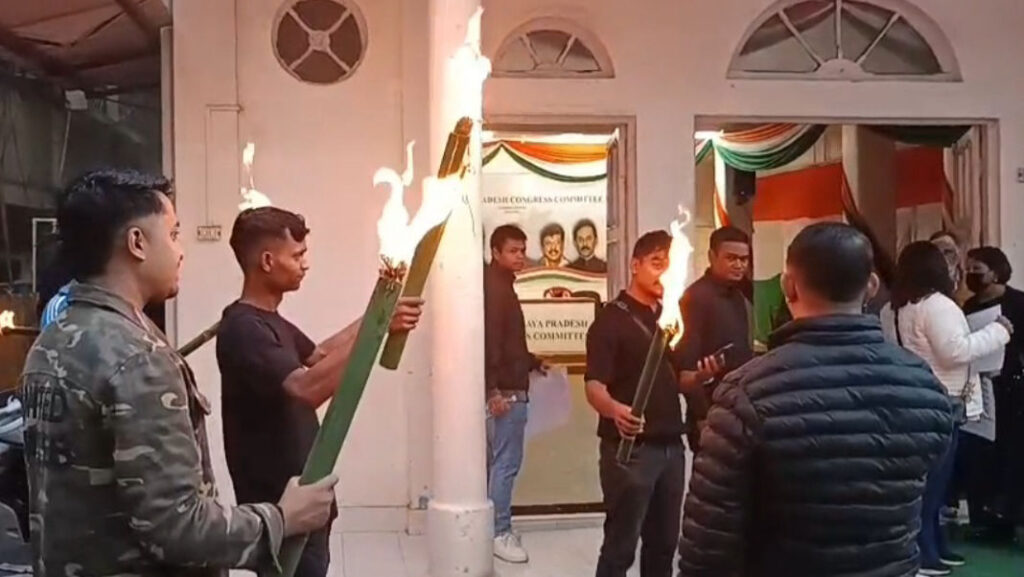 Thang Sharak ka seng Congress ban pyrshah ia ka jingshah pyniap ki heprit ha ka jylla 