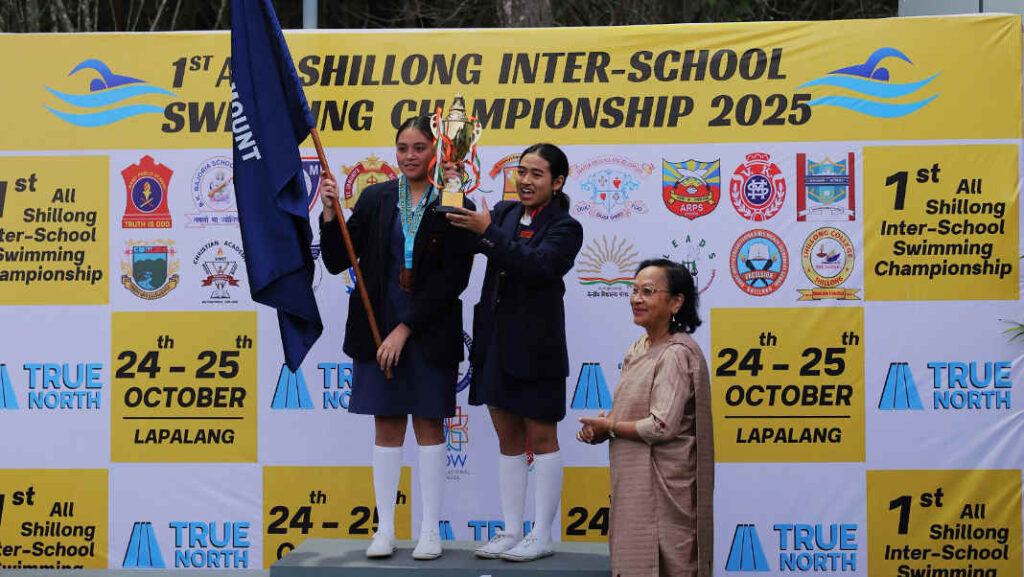 Lahduh ka Pine Mount bad St.Edmunds ha ka Interschool Swimming Championship