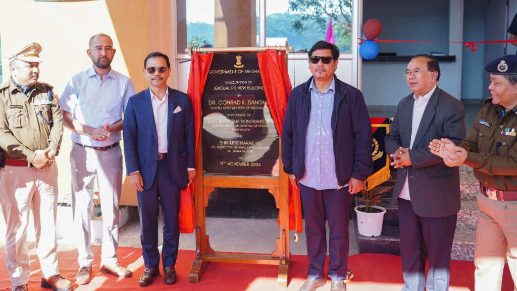 Pynbna u CM ban tei noh shen ia ka Jengjal Airport | Mynta u bnai yn aiti noh T. 50 klur sha ka AAI