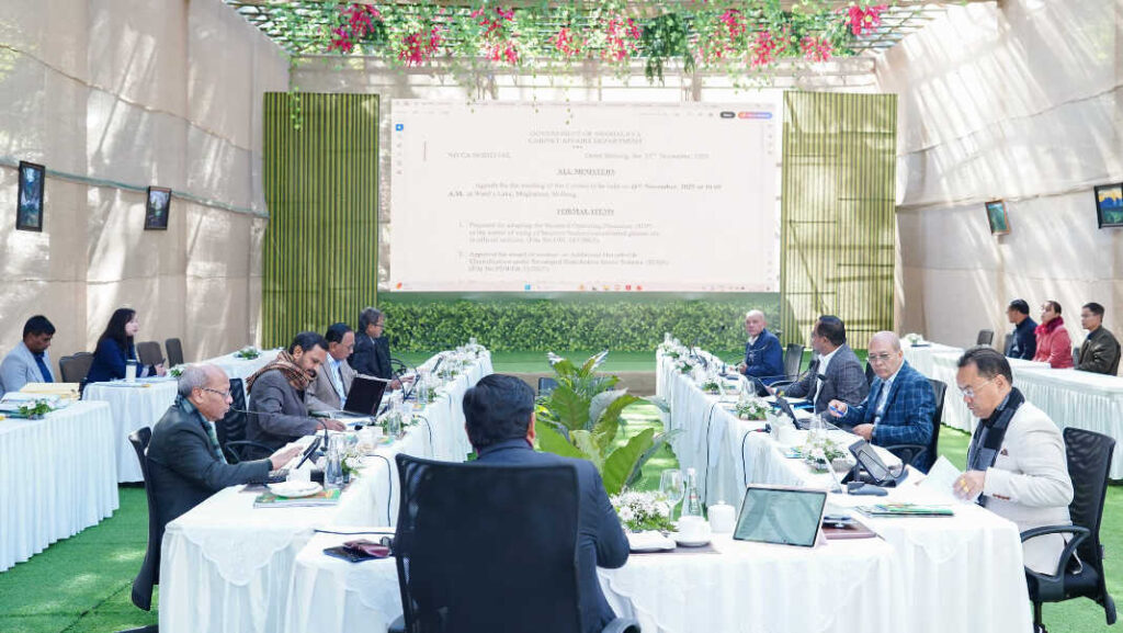 Mynjur ka Sorkar ia ka SOP ban tem ia ka jingpyndonkam bakla iaki siren, iit-iong bad lightsaw