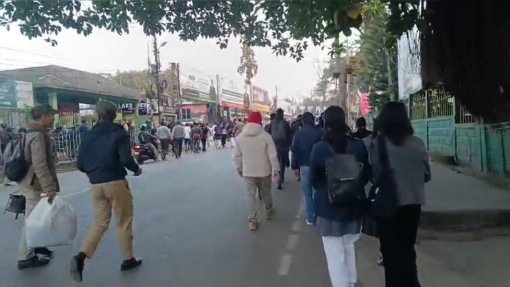 Pynher syrngiew ka pla ba suba buh bomb ha khyrdop ka SBI Main Branch