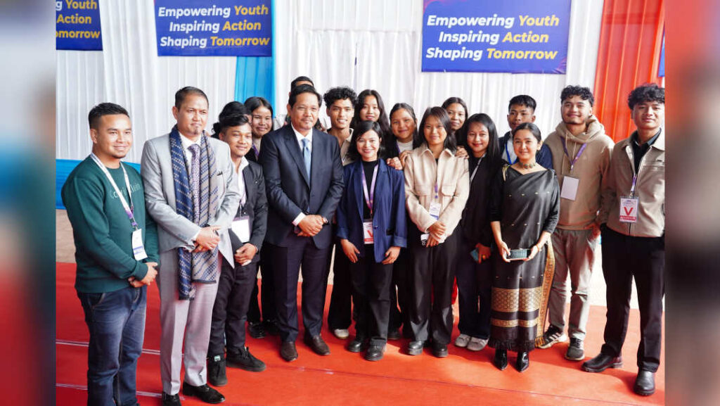 Pyllait u CM ia ka YEP ban kynjoh ia ka ioh ka kot ba kot $Billion