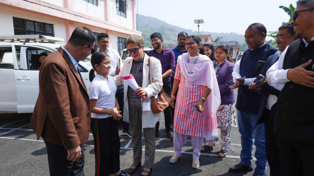 Hiar jurip ka Assembly Committee ia ka skul EMRS ha Nongpoh | Lap ba dang duna ki jingtei